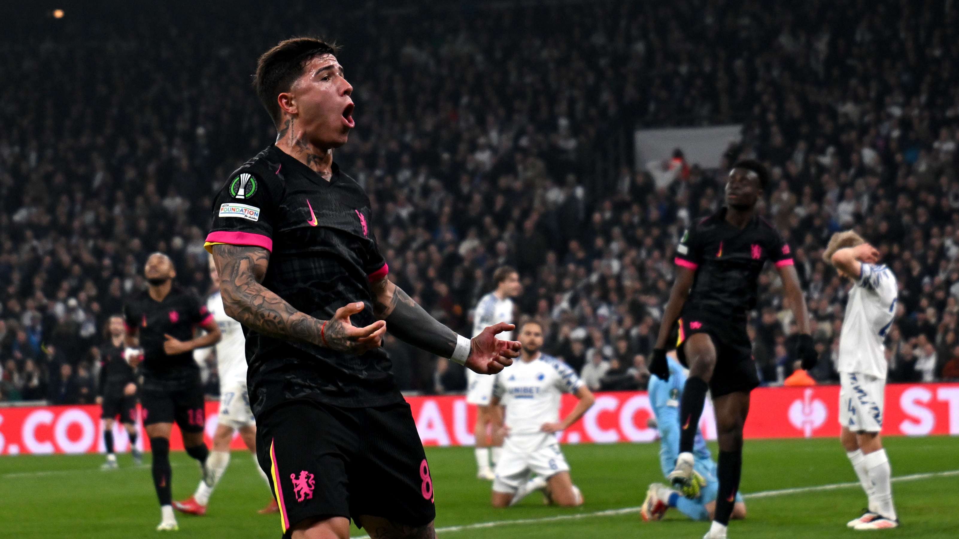 高光表现更 高光表现更